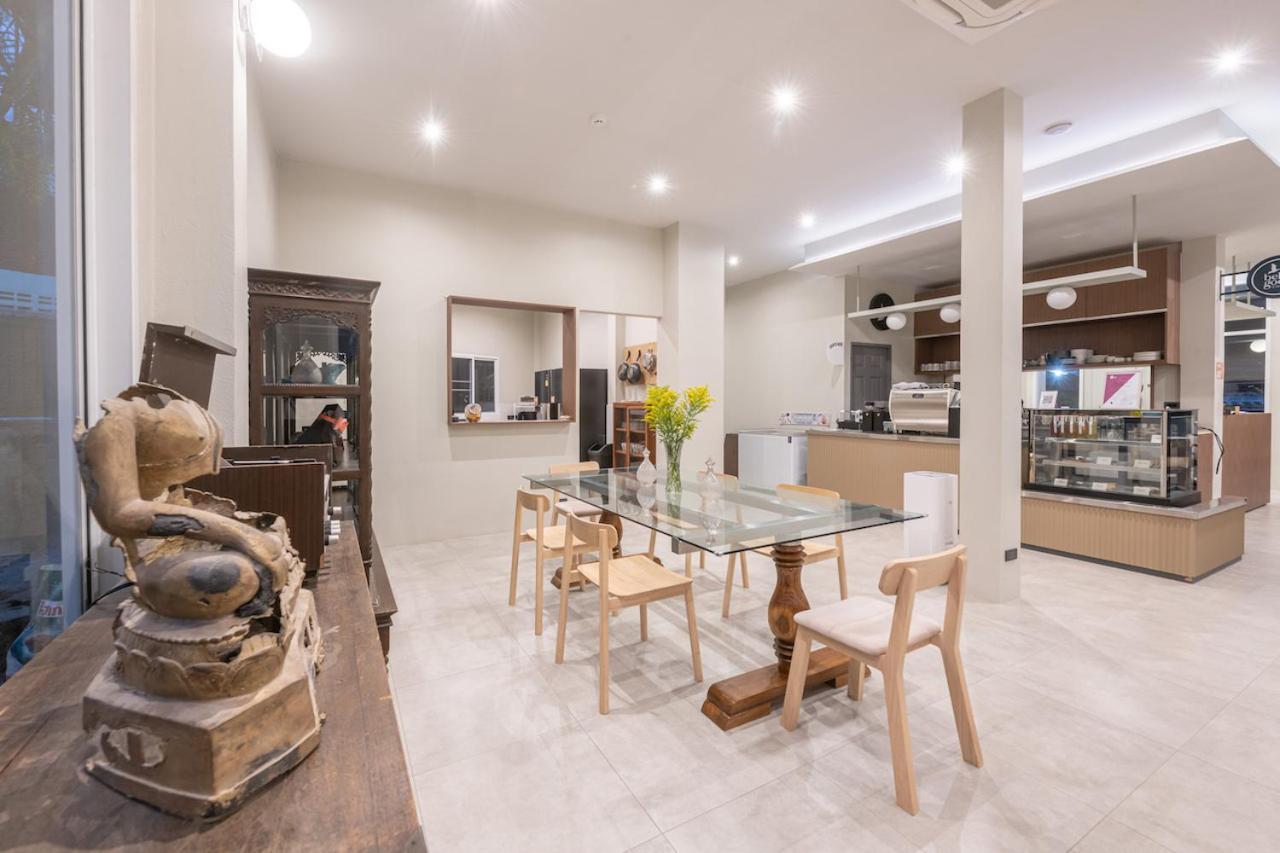 Alt Pingriver Coworking & Coliving Space Chiang Mai Ngoại thất bức ảnh
